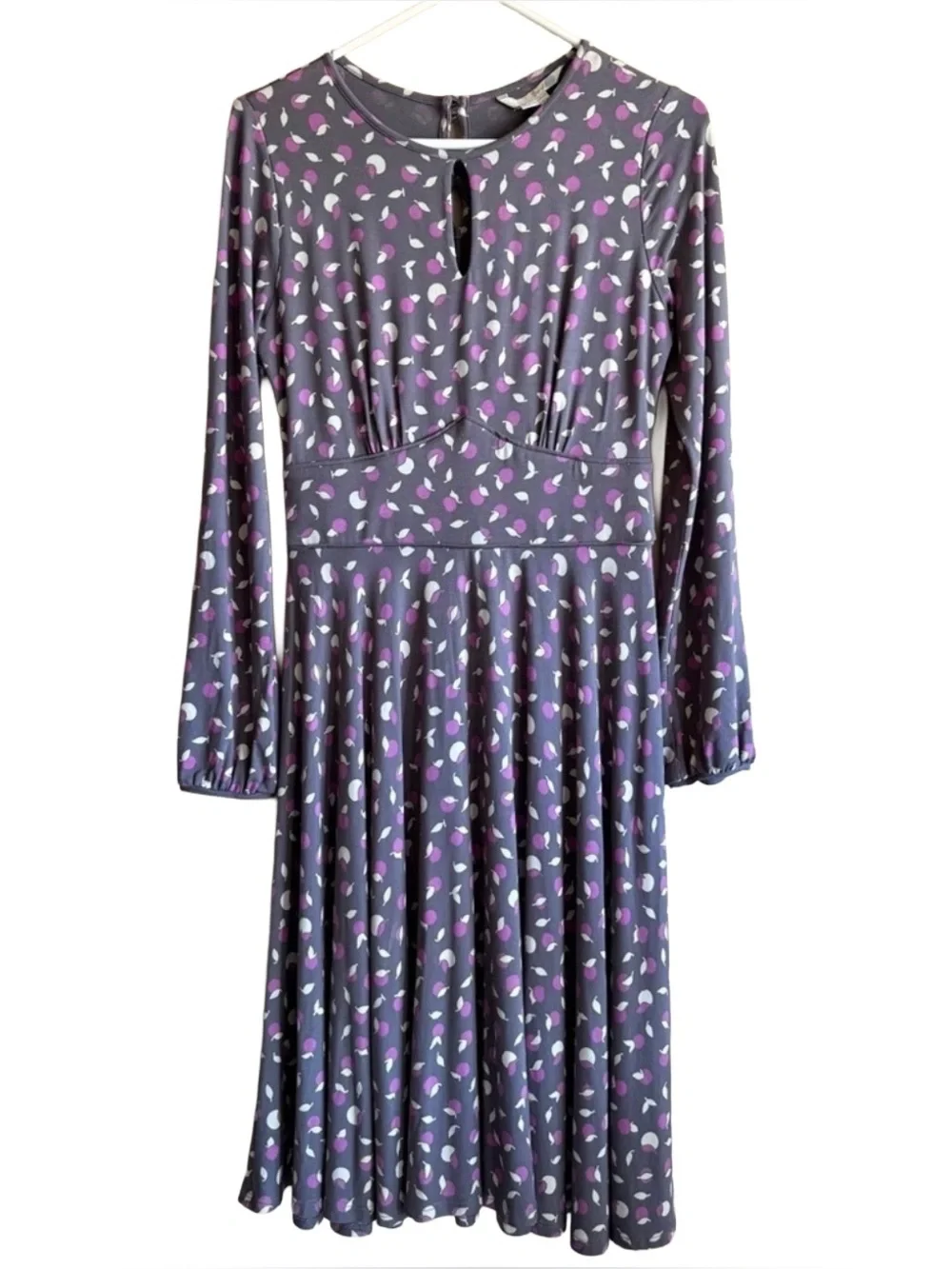 wedding dress with sheer sleeves Elegant Sheer-Sleeved Lace A-Line Vestido Comprido Plus Size Blue Floral Select your size:EU 45 - US 11.5 emphasizing impeccable craftsmanship and